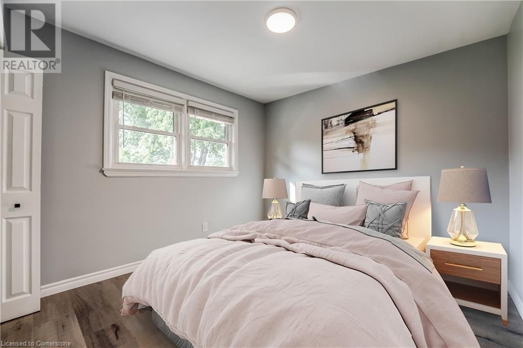 326 EAST 42ND STREET Image 29