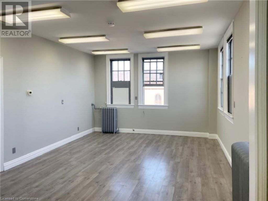 19 KING STREET WEST Image 23