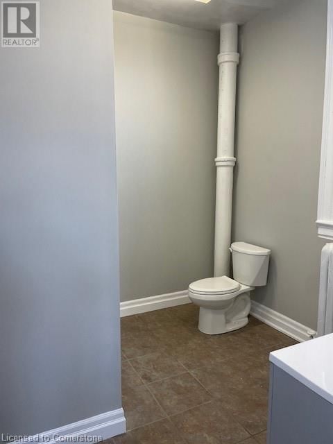 19 KING STREET WEST Image 27