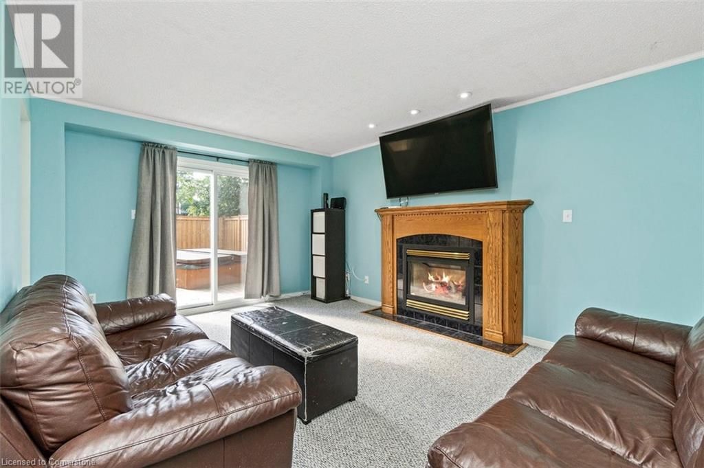 2054 HUNTERS WOOD DRIVE Image 20