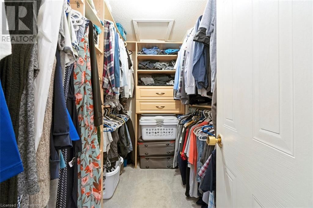 2054 HUNTERS WOOD DRIVE Image 27