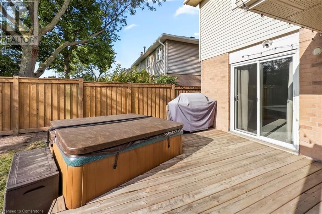 2054 HUNTERS WOOD DRIVE Image 47