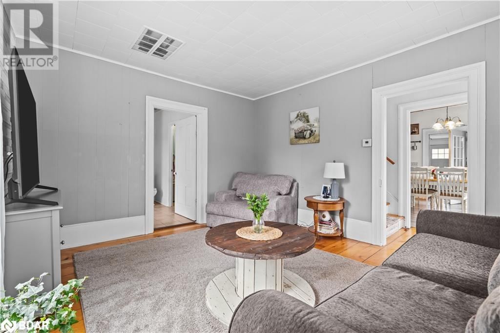 373 DESHANE ROAD Image 11