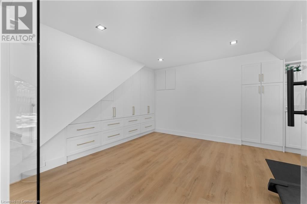 820 GLENWOOD AVENUE Image 33