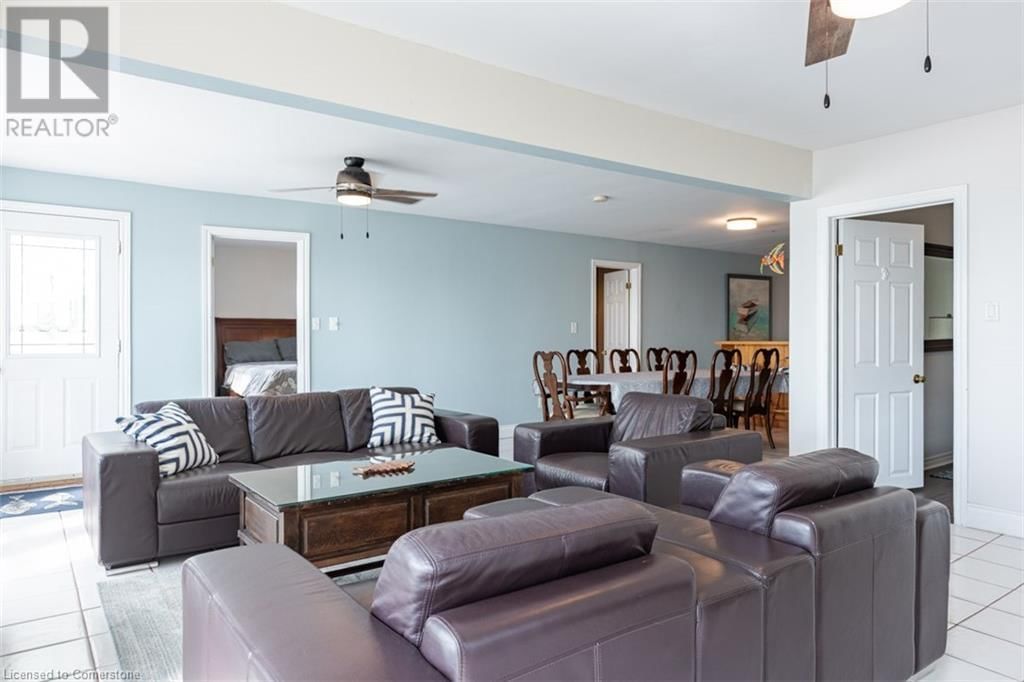 12241 LAKESHORE ROAD Image 15