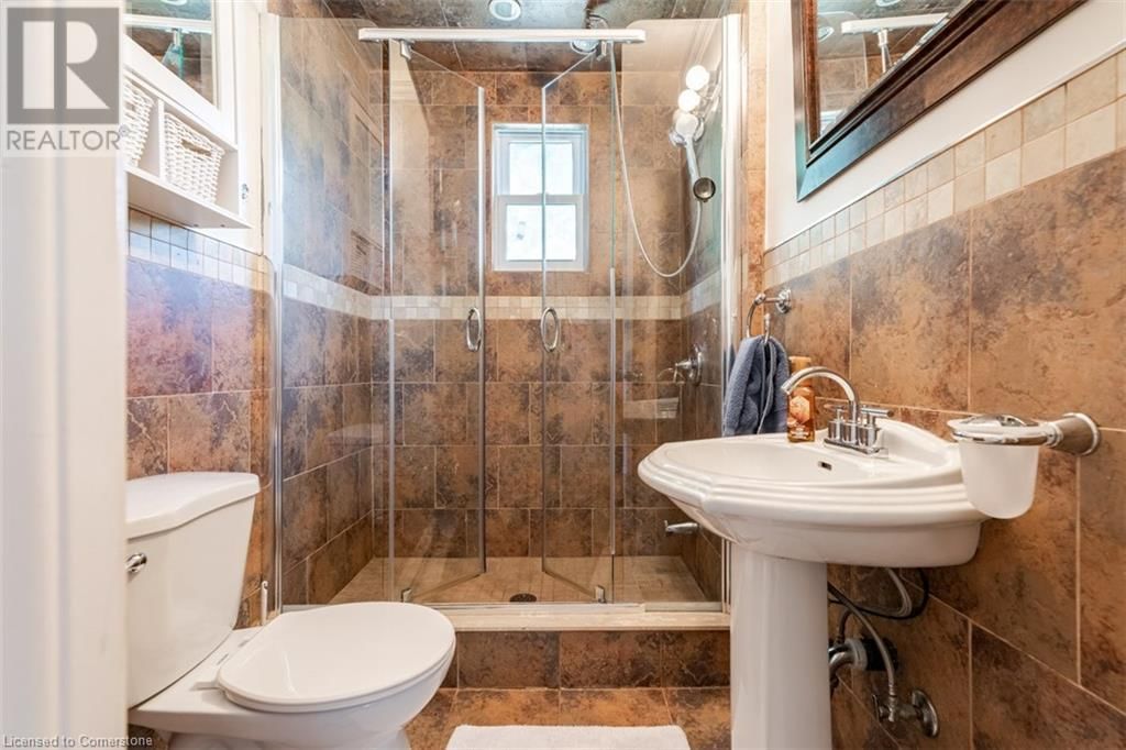 12241 LAKESHORE ROAD Image 21