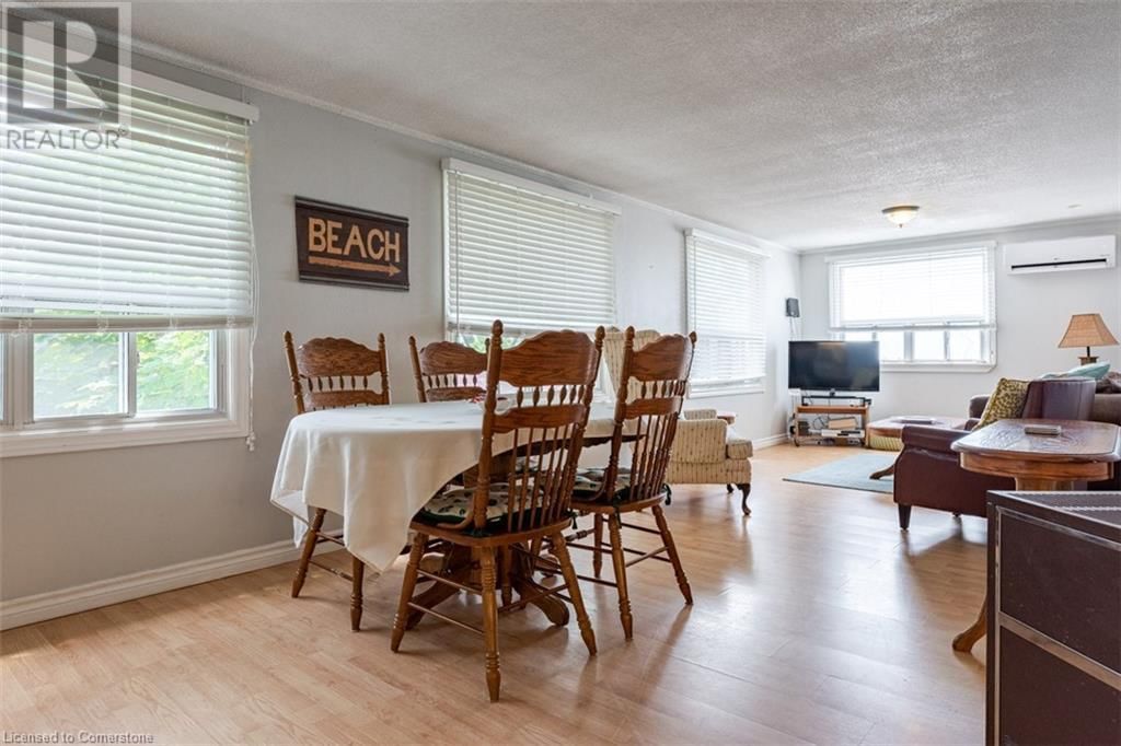 12241 LAKESHORE ROAD Image 24