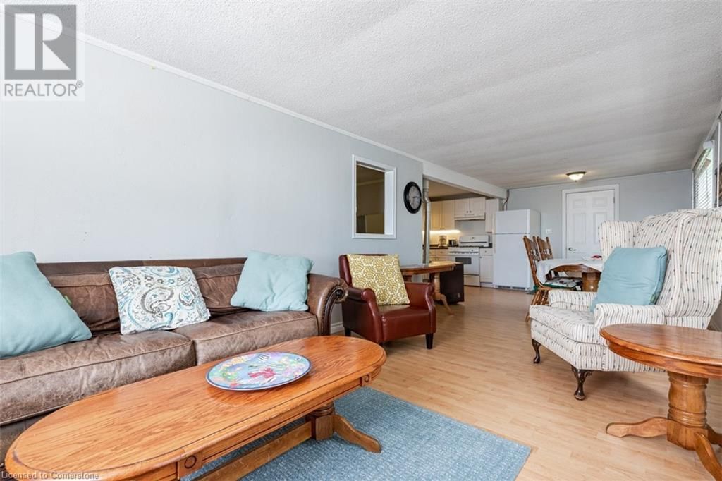 12241 LAKESHORE ROAD Image 26