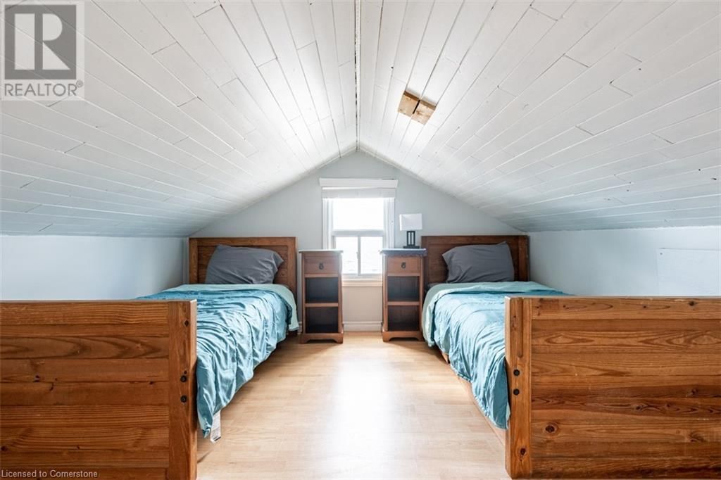 12241 LAKESHORE ROAD Image 32