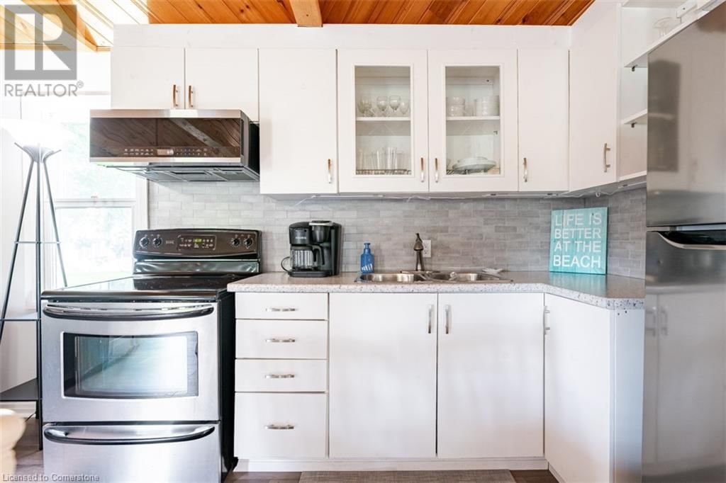 12241 LAKESHORE ROAD Image 39