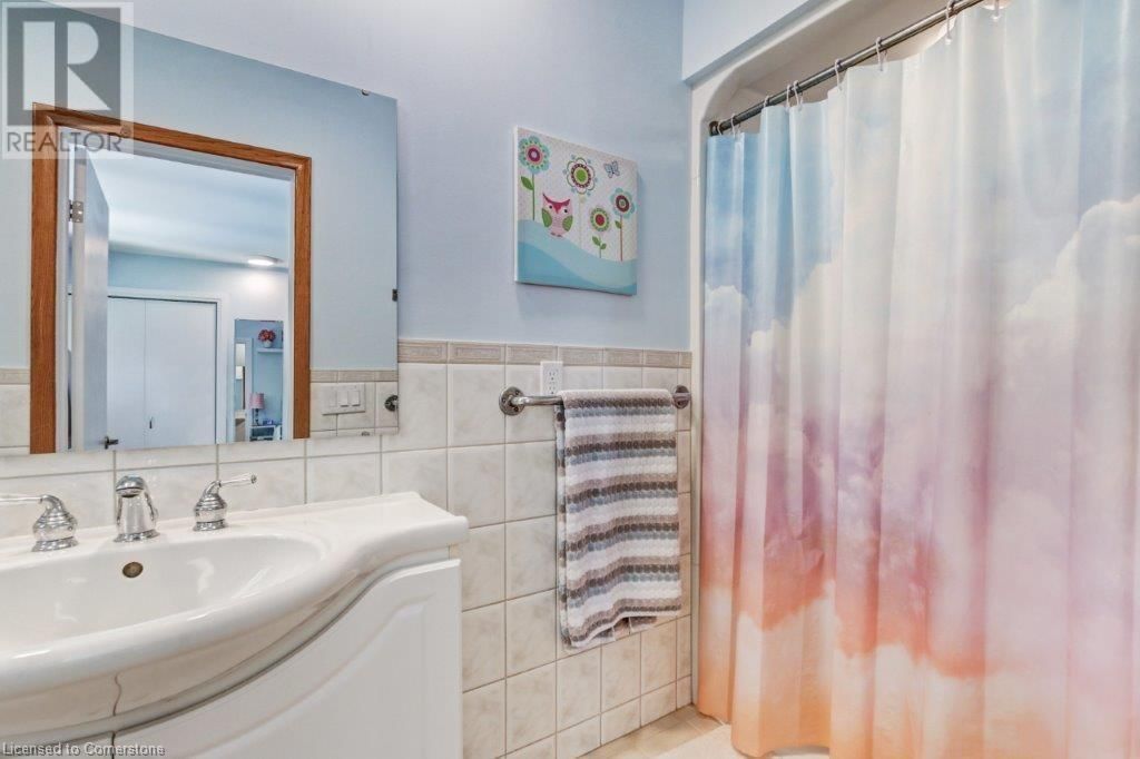 31 LYNNDALE ROAD Image 16