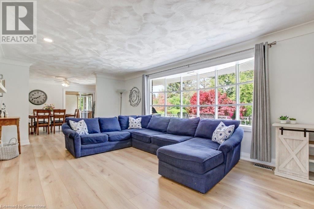 31 LYNNDALE ROAD Image 19