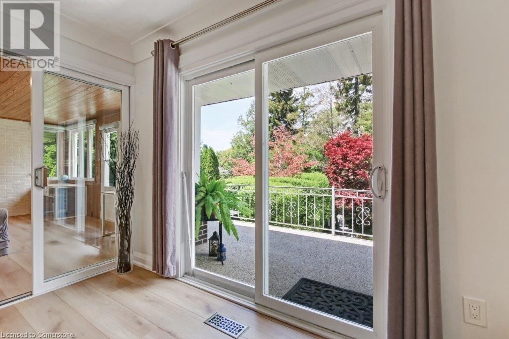 31 LYNNDALE ROAD Image 21