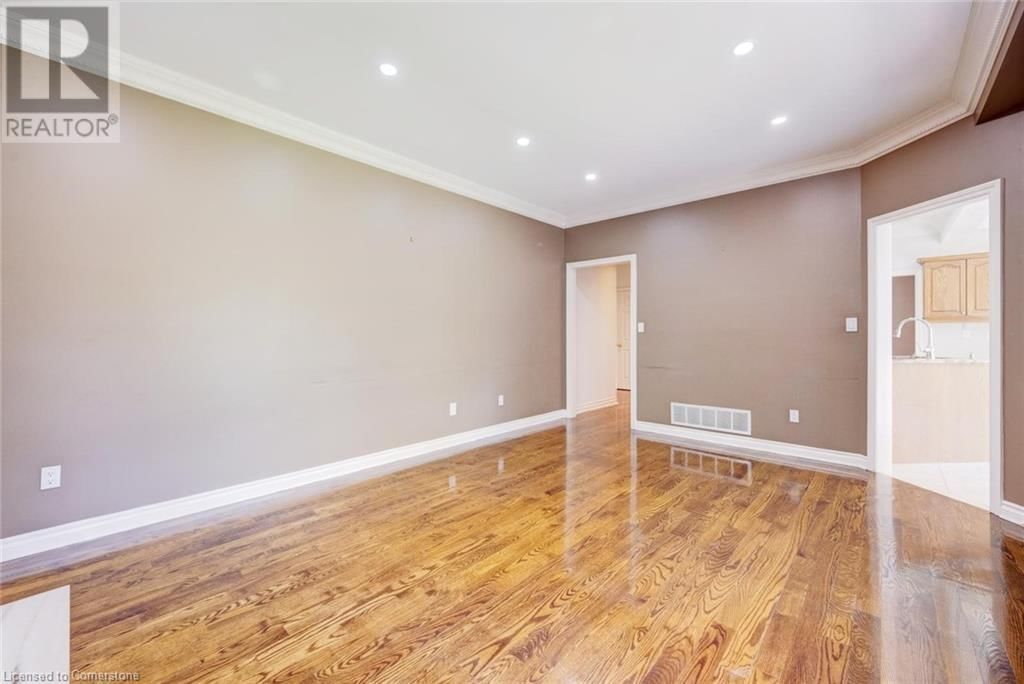 2031 ECKLAND COURT Image 11