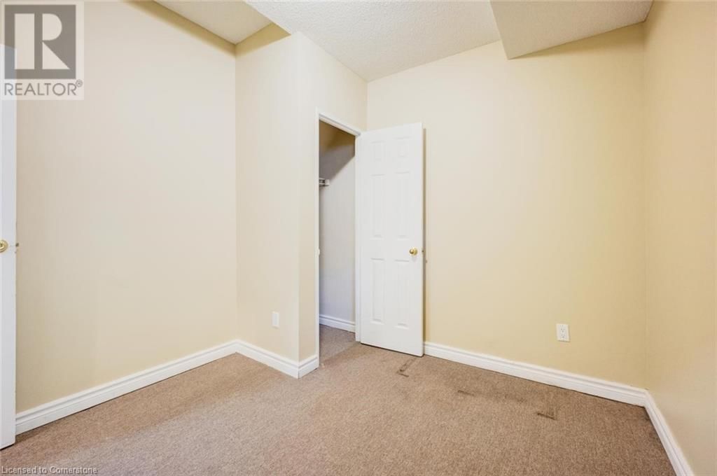 2031 ECKLAND COURT Image 44