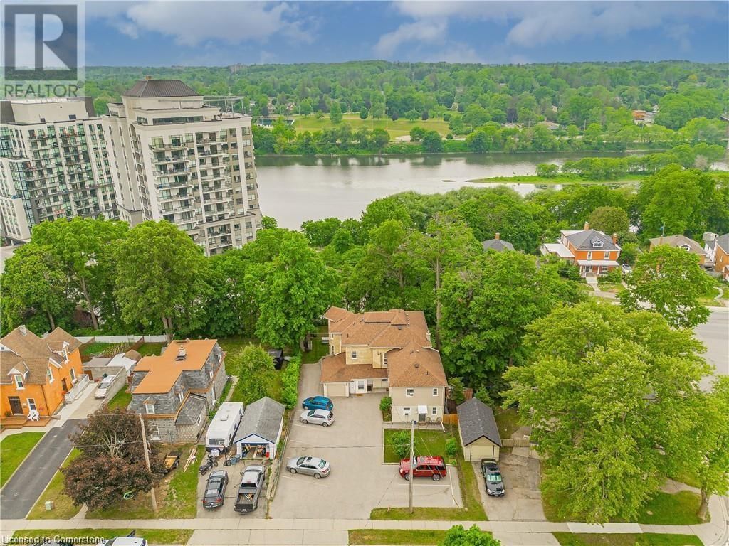 100 ROSEVIEW AVENUE Image 21
