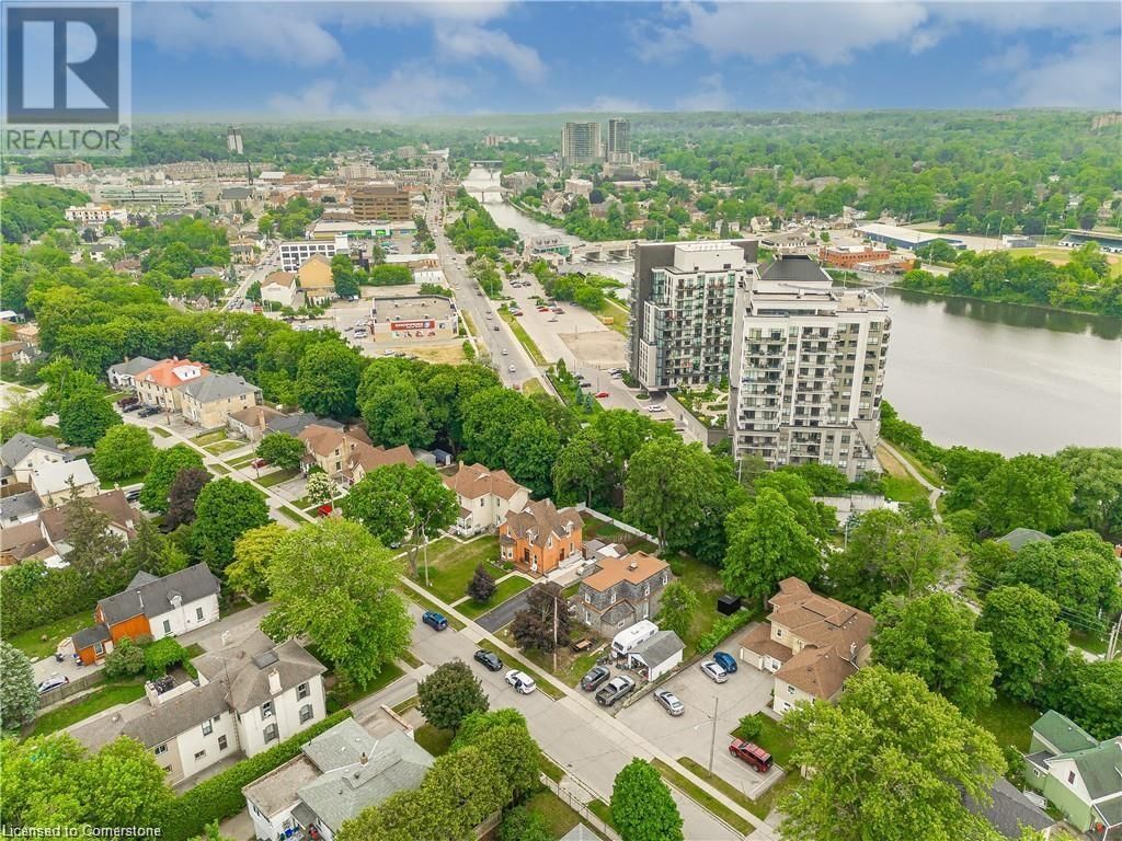 100 ROSEVIEW AVENUE Image 22