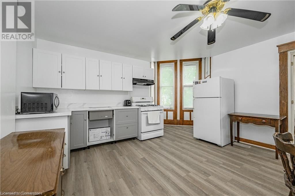 100 ROSEVIEW AVENUE Image 5
