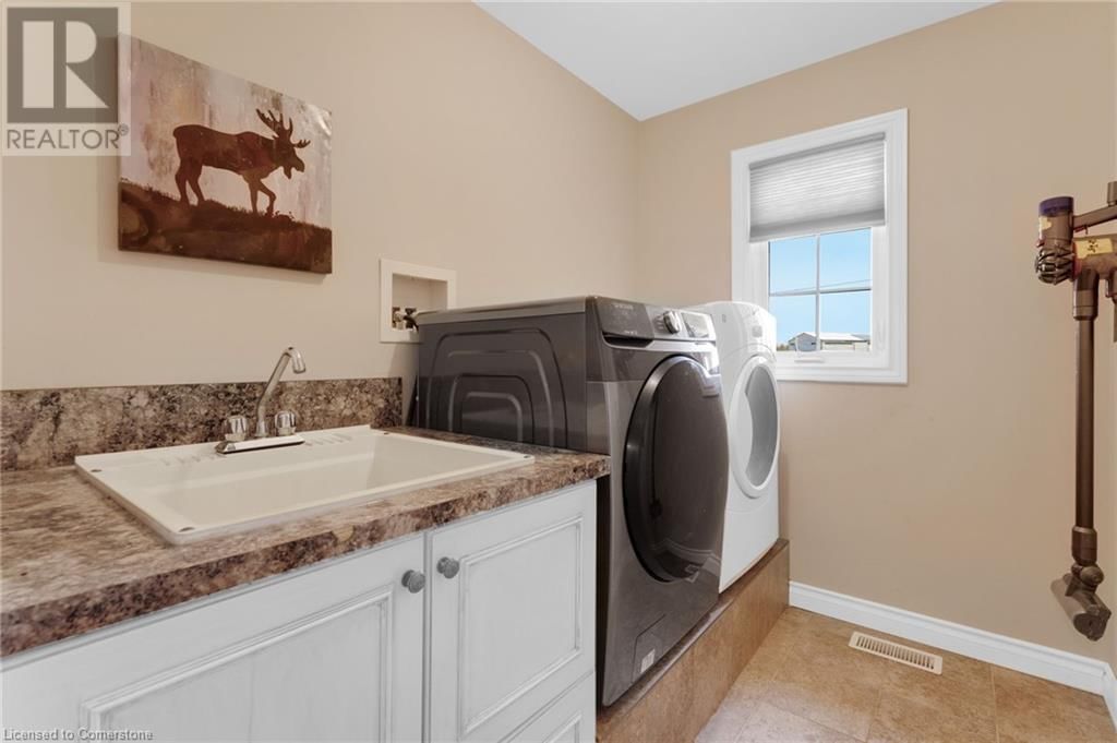 9488 NORTH CHIPPAWA ROAD Image 30