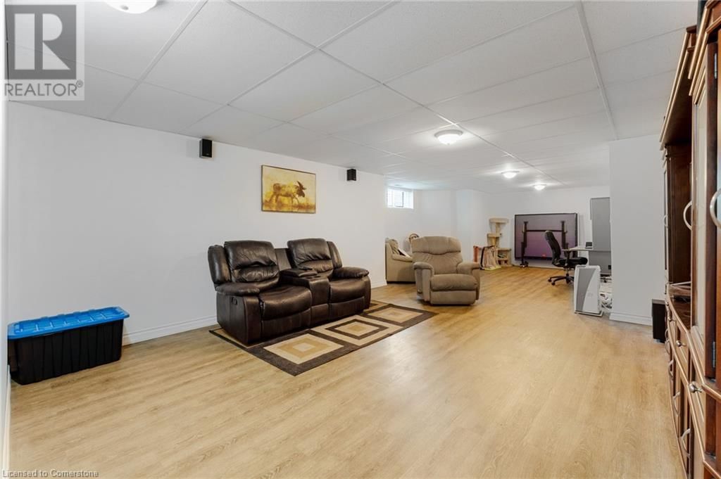 9488 NORTH CHIPPAWA ROAD Image 32