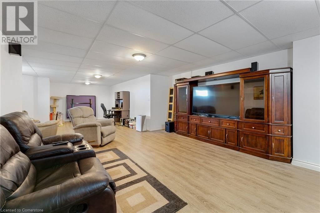 9488 NORTH CHIPPAWA ROAD Image 33