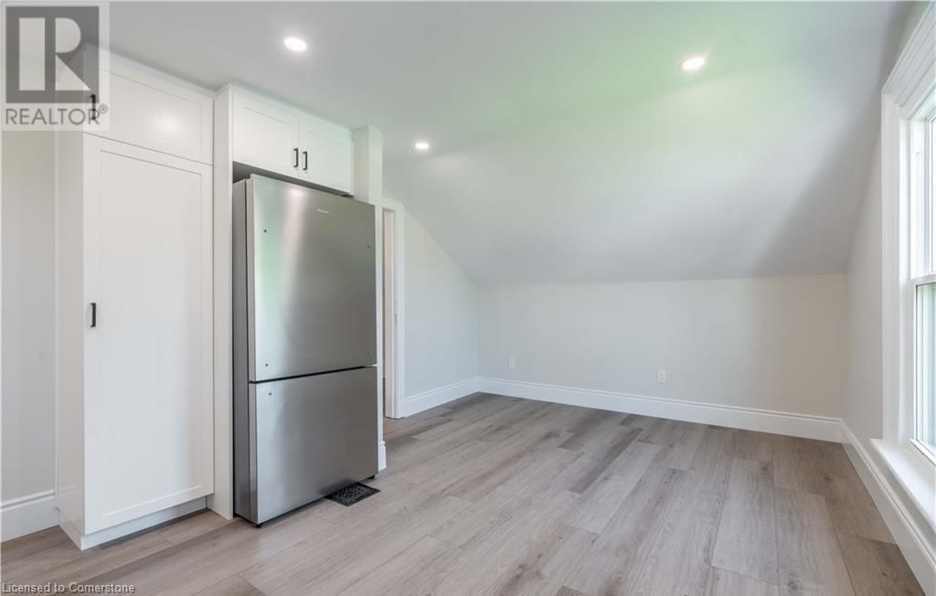66 QUEEN STREET WEST Image 14