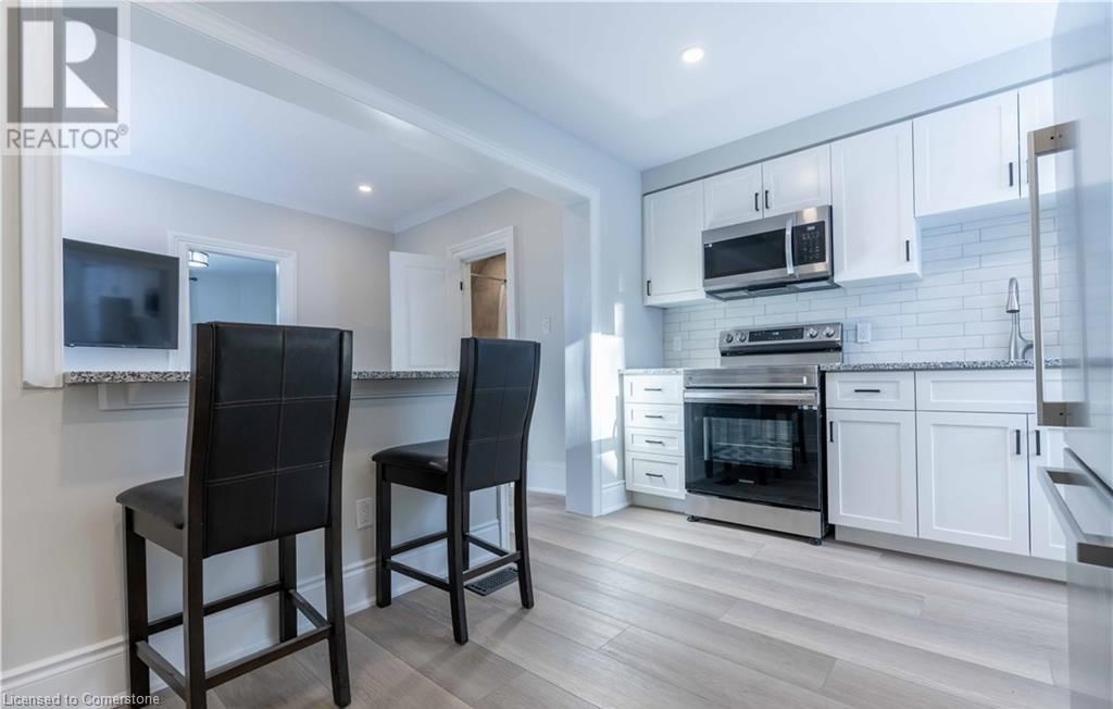 66 QUEEN STREET WEST Image 3