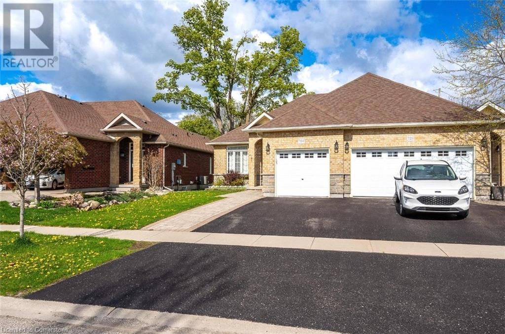 724 GARDEN COURT CRESCENT Image 4
