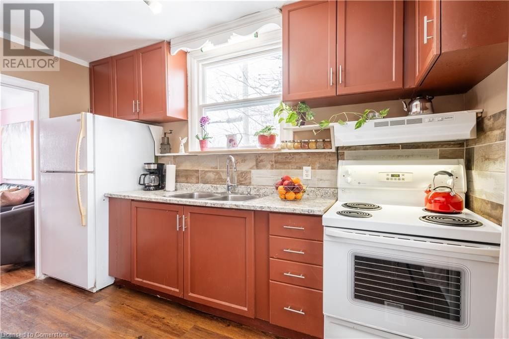 119 EAST 17TH STREET Image 13
