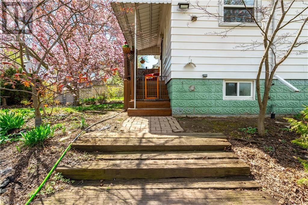 119 EAST 17TH STREET Image 28