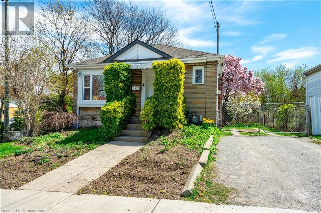 119 EAST 17TH STREET Image 35