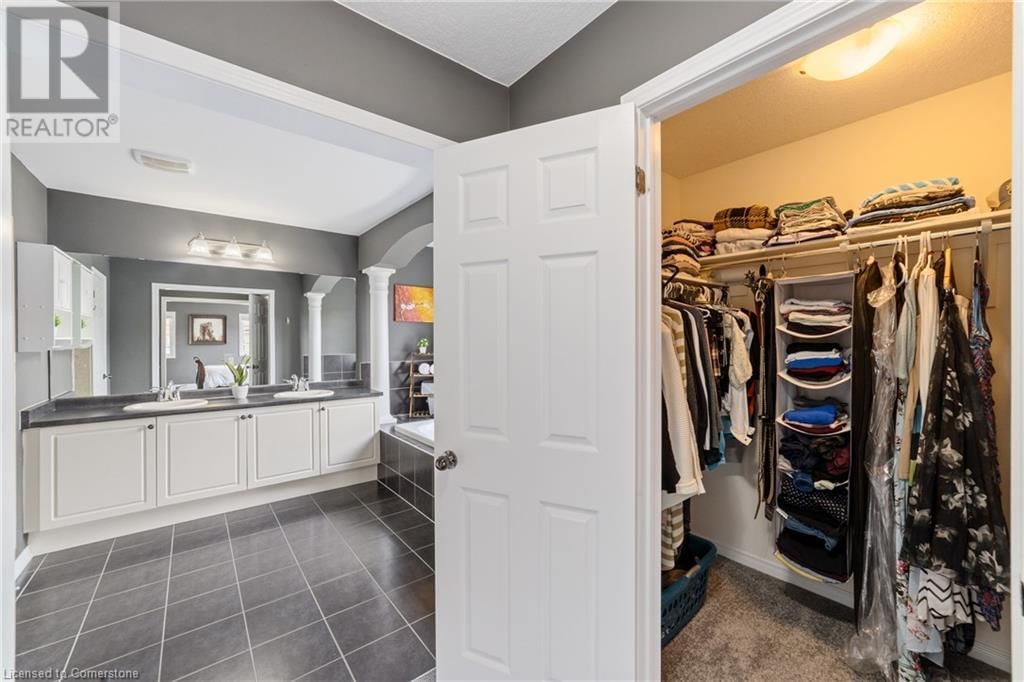 4 TINLIN DRIVE Image 26