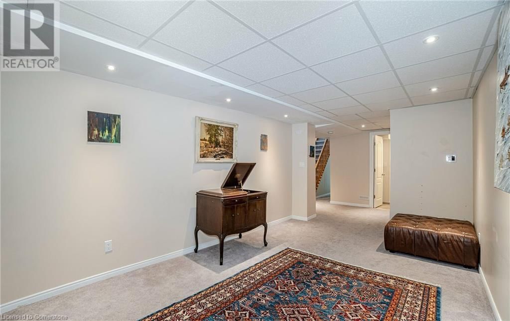 2046 GLENADA CRESCENT Image 31
