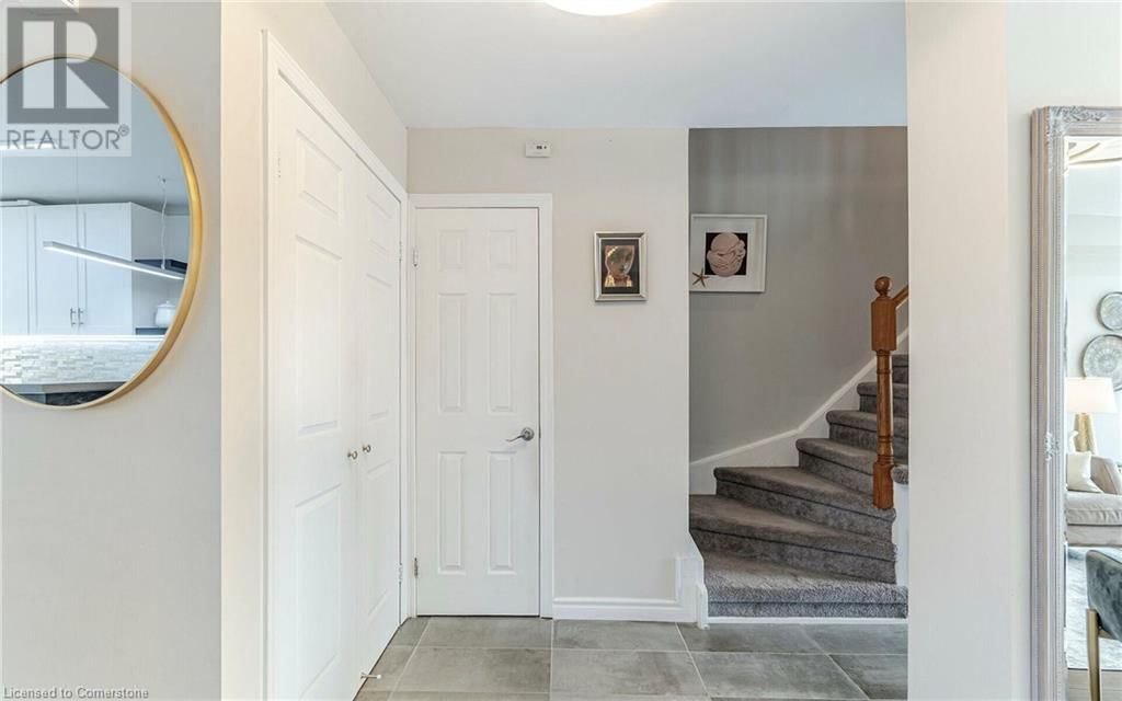 2046 GLENADA CRESCENT Image 6