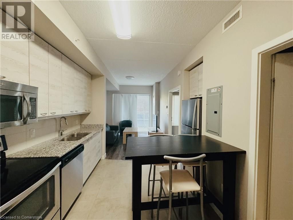 201 - 280 LESTER STREET Image 3