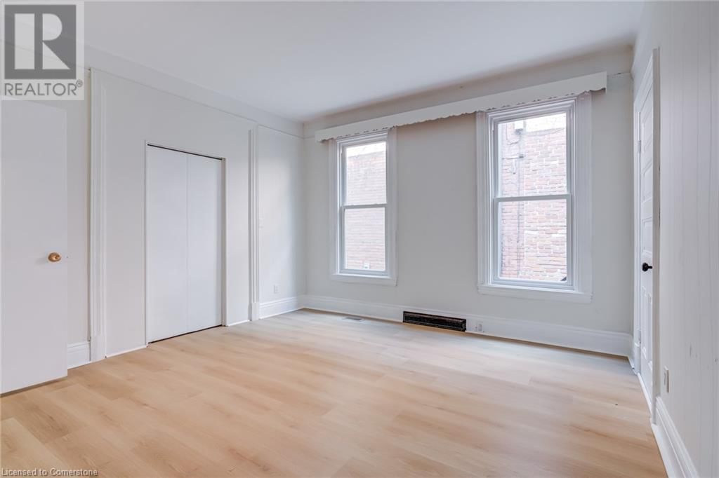 55 YOUNG STREET Image 14