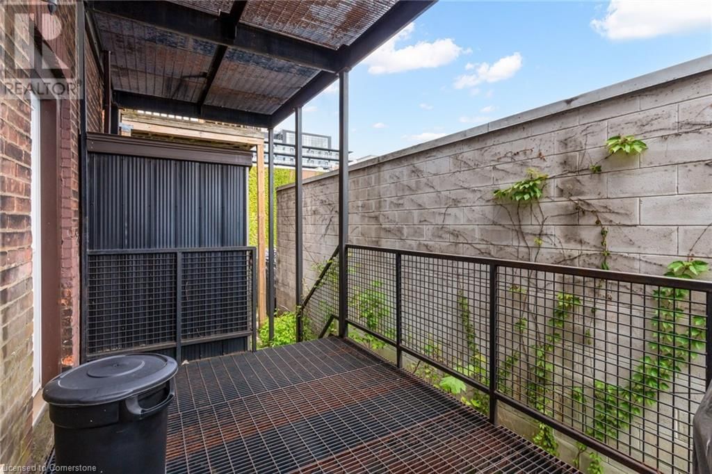 55 YOUNG STREET Image 17
