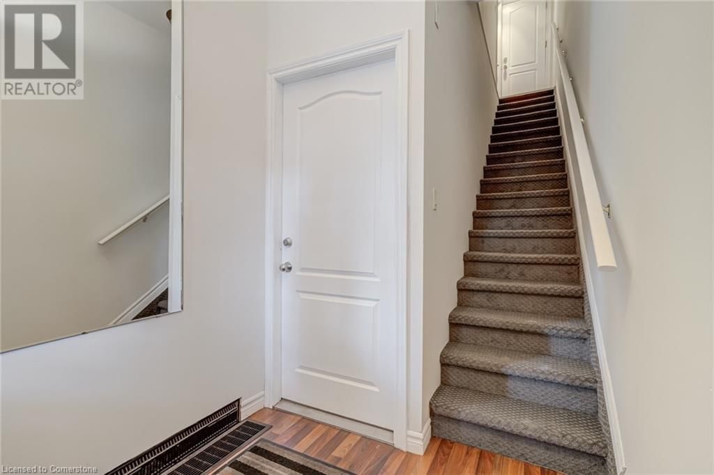 55 YOUNG STREET Image 3