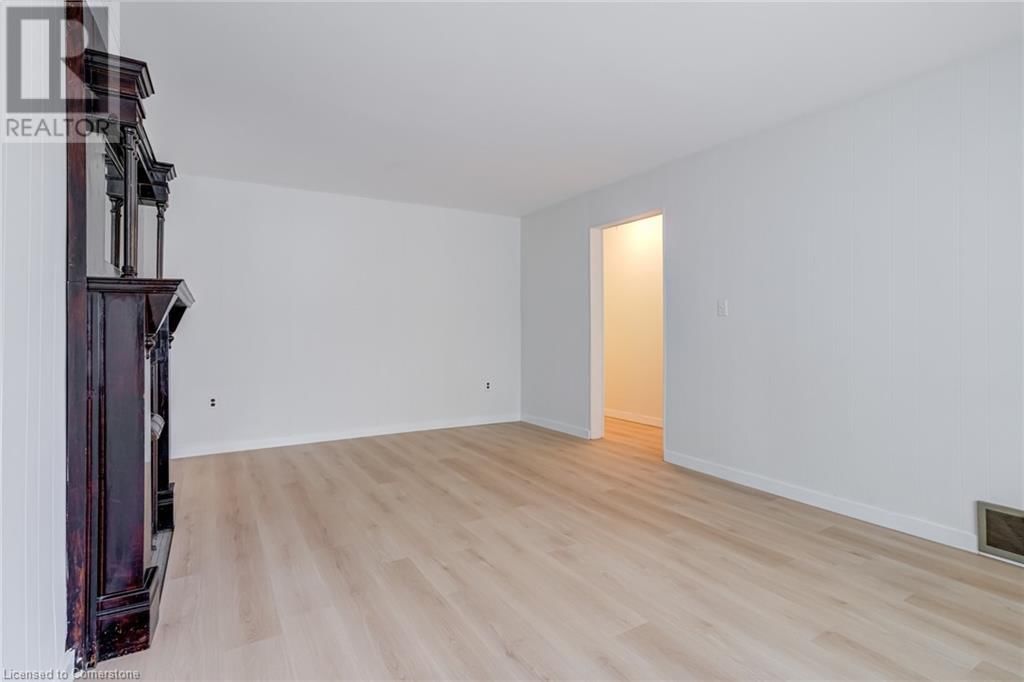 55 YOUNG STREET Image 6