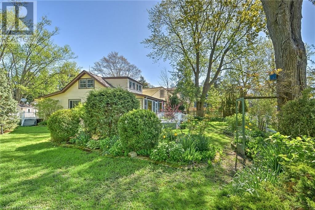 933 TWIN GABLES DRIVE DRIVE Image 10