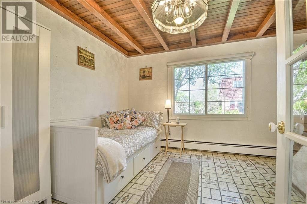 933 TWIN GABLES DRIVE DRIVE Image 29