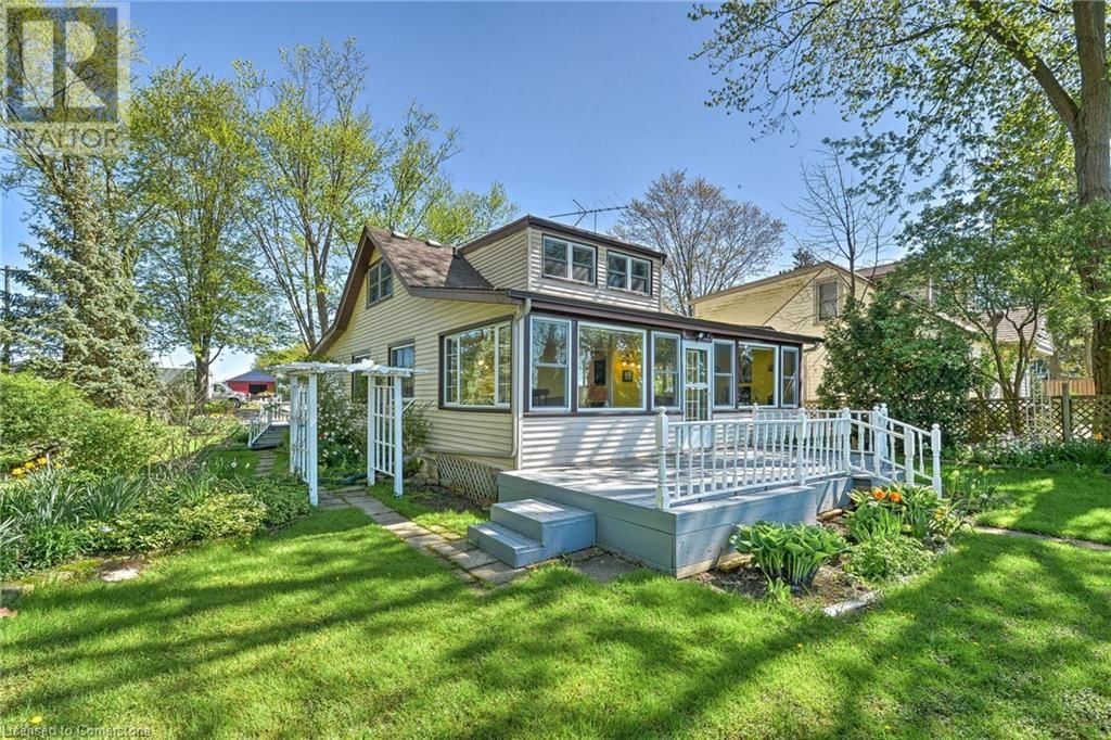 933 TWIN GABLES DRIVE DRIVE Image 9