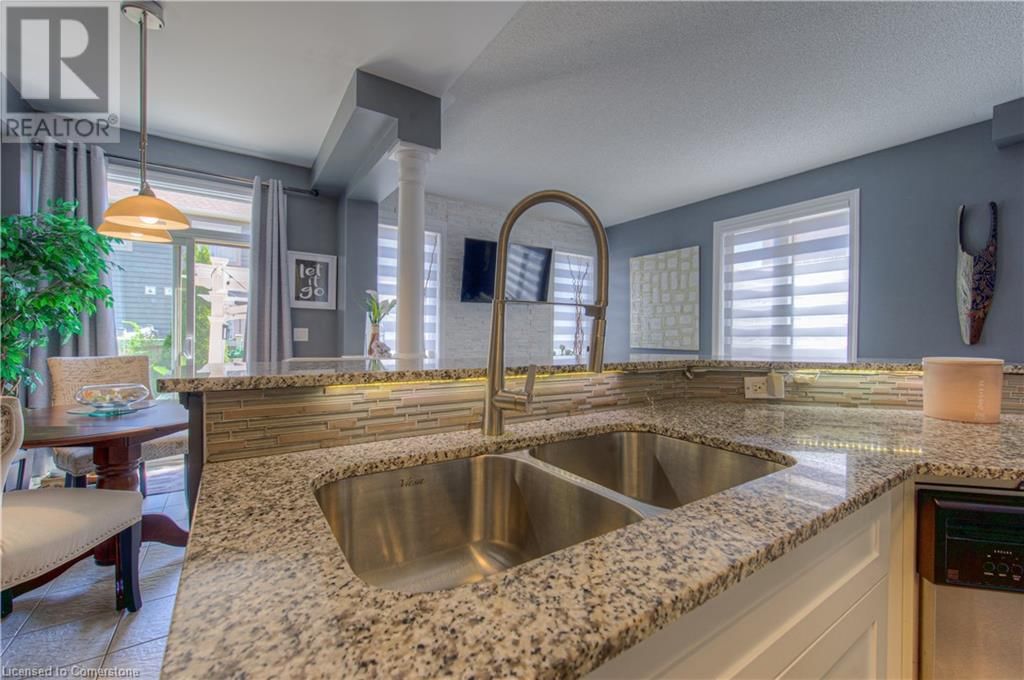 32 FORBES TERRACE Image 20