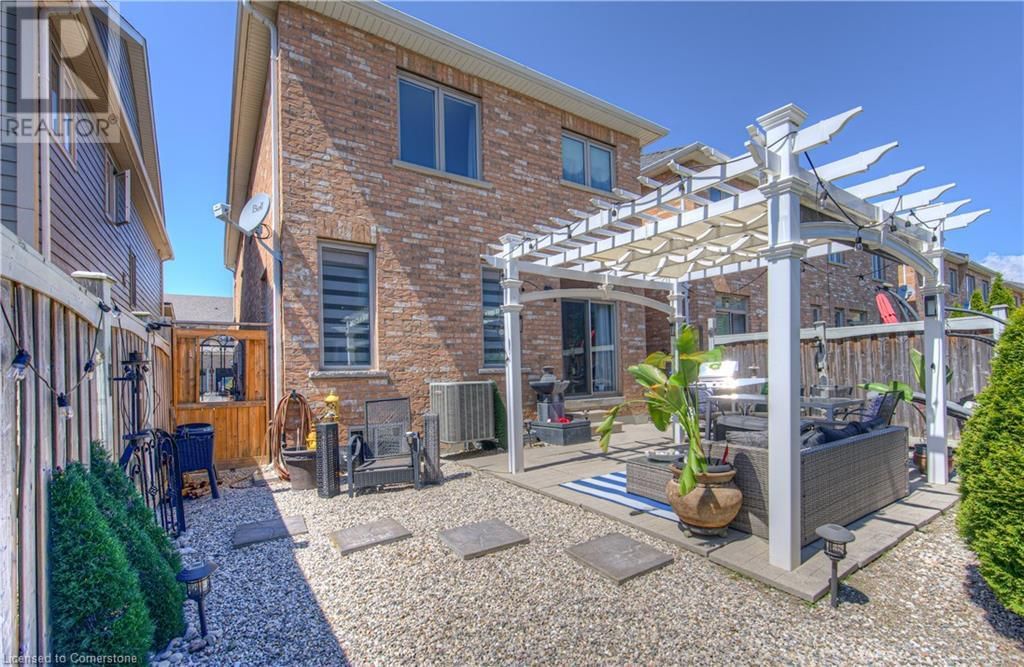 32 FORBES TERRACE Image 38