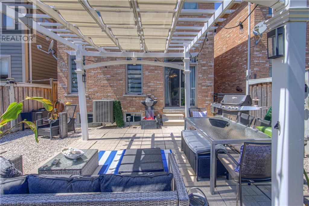 32 FORBES TERRACE Image 39