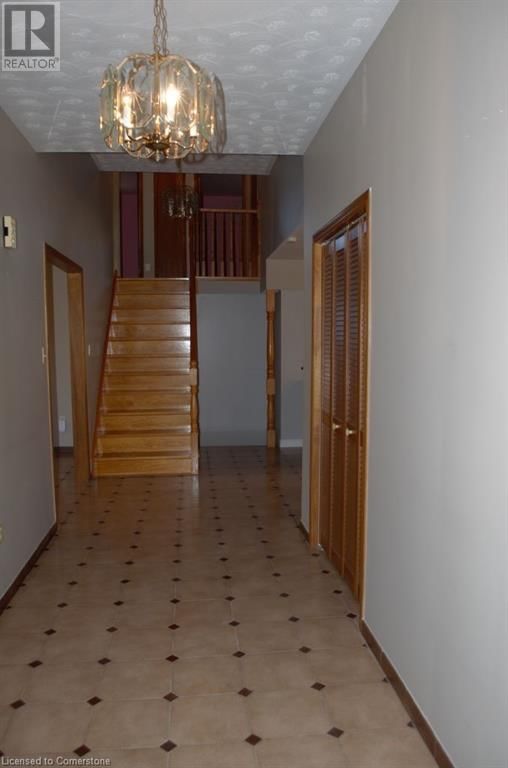 Upper Leve - 30 HEARTHSIDE CRESCENT Image 12