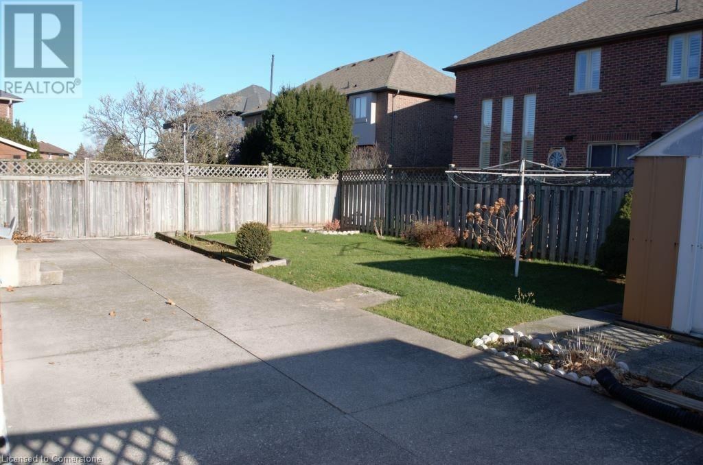 Upper Leve - 30 HEARTHSIDE CRESCENT Image 15