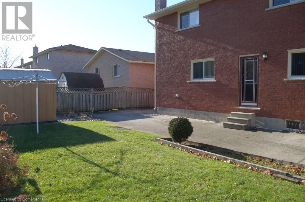 Upper Leve - 30 HEARTHSIDE CRESCENT Image 18
