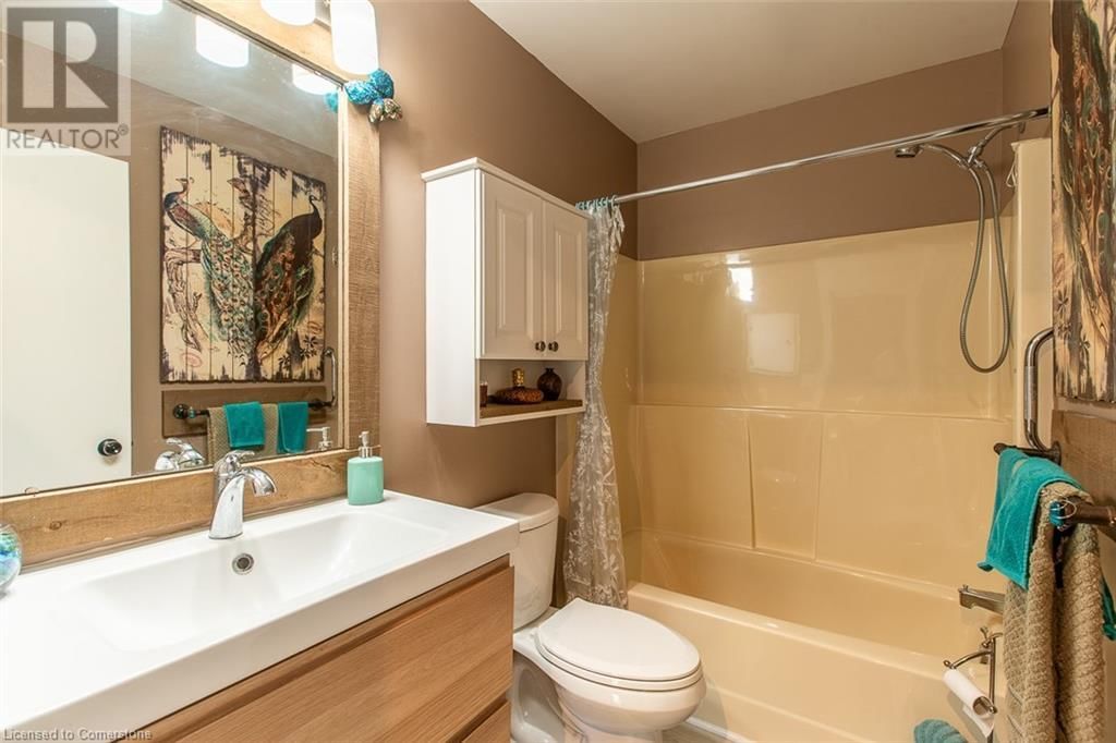 554 OXBOW CRESCENT Image 16