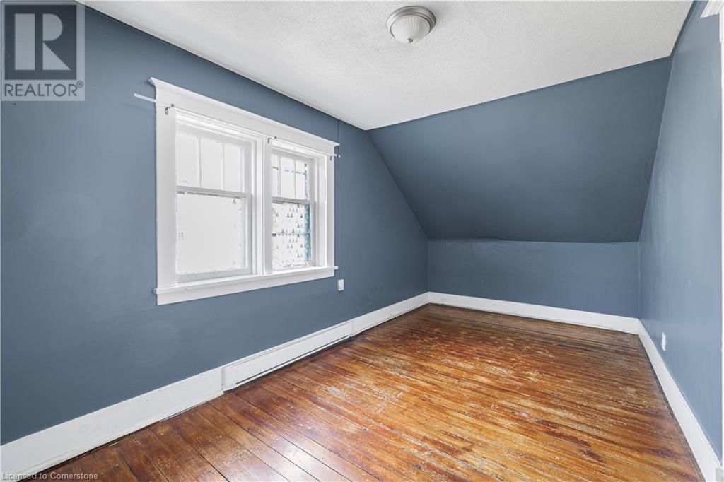 349 LUELLA STREET Image 18